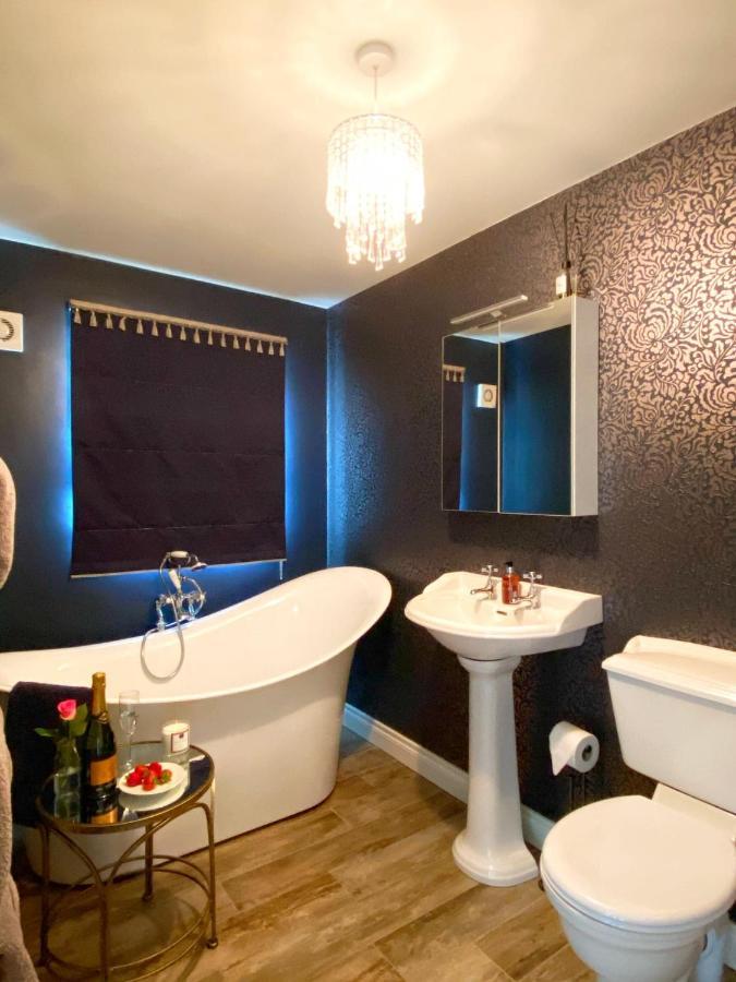 Swallow Lane, Enniskillen, Co Fermanagh, 5* Chic Villa Dış mekan fotoğraf