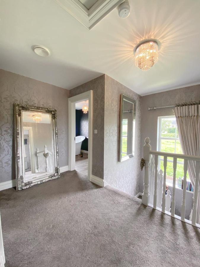 Swallow Lane, Enniskillen, Co Fermanagh, 5* Chic Villa Dış mekan fotoğraf
